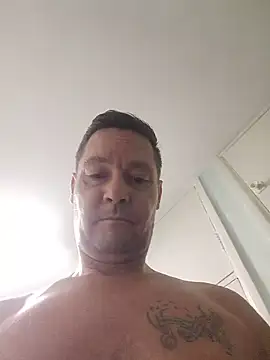 remy19866 (Ask my age) - Get dick out