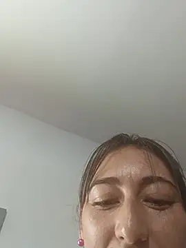 lunamaren (F milf) - 💦💦💦 Hoy mi objetivo es venir de place