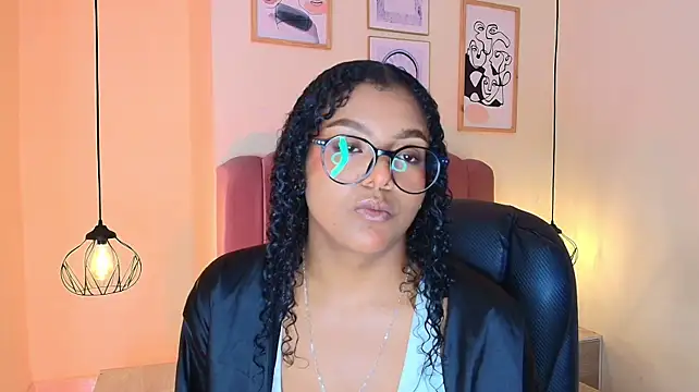 Afroditaa_19 live cam on StripChat