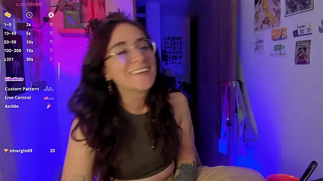 linda_giggle