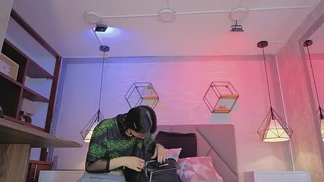 lhiamfitt10 webcam