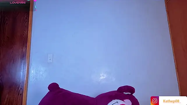 LunnaBlake live cam on StripChat