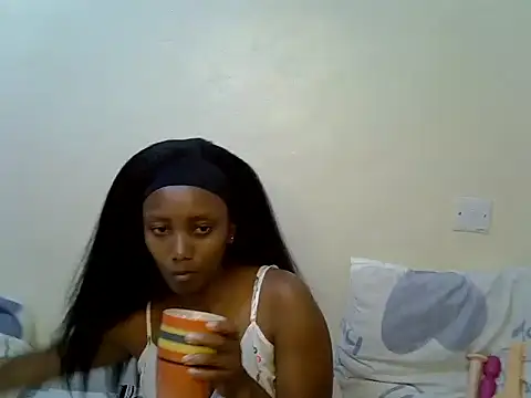 Trixiepixy live cam on StripChat