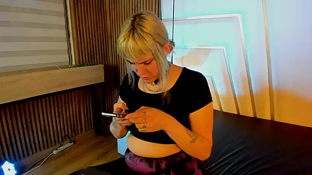 Marye_Morgan live cam on StripChat