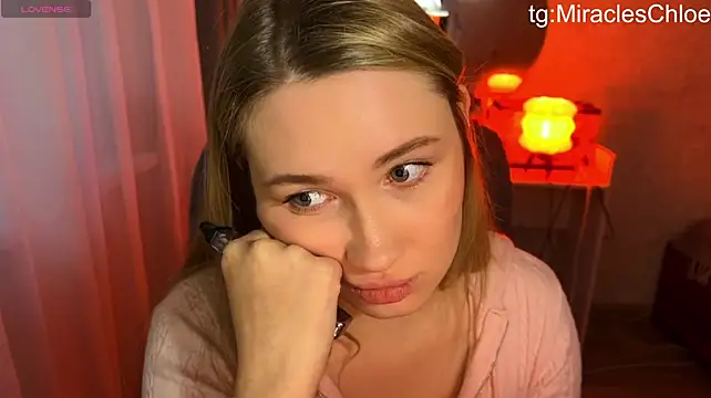 chloemillermeow (F young) - topless
