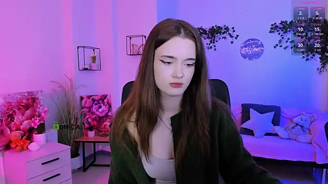liana_kisses (F teen) - handbra