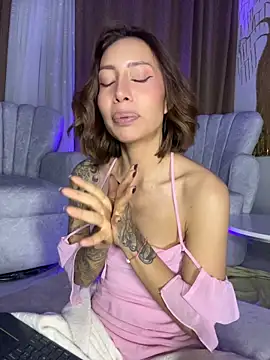 AnnaKimura_ live cam on StripChat