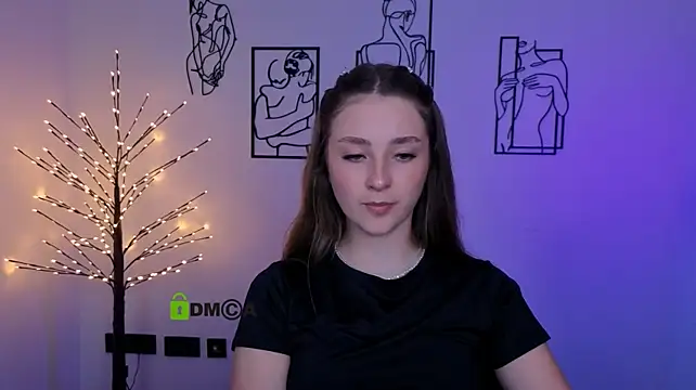 alisabliss (F teen) - show panties