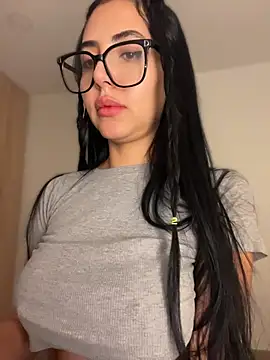 _Nina_1 Live Webcam on Stripchat