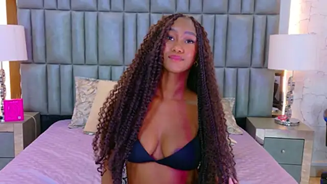 TylaWest webcam