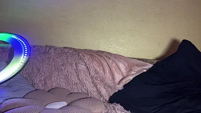 xxmelaniesexx (F teen) - Make me cum give pleasure for my pussy
