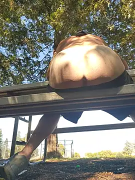 415cali925 (Ask my age) - Show Stranger my Butt