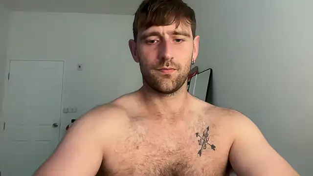 lukegunn (M young) - CUMSHOW @ GOALLL!!!