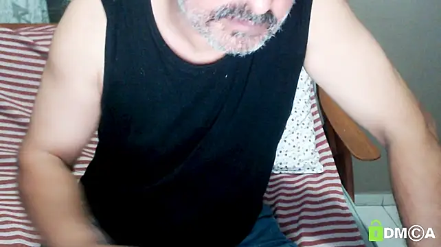 LiONTURK live cam on StripChat