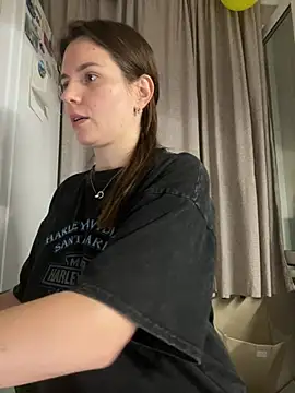 NastyushaaLove live cam on StripChat