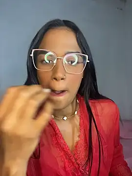 FlorSalvaje_ live cam on StripChat