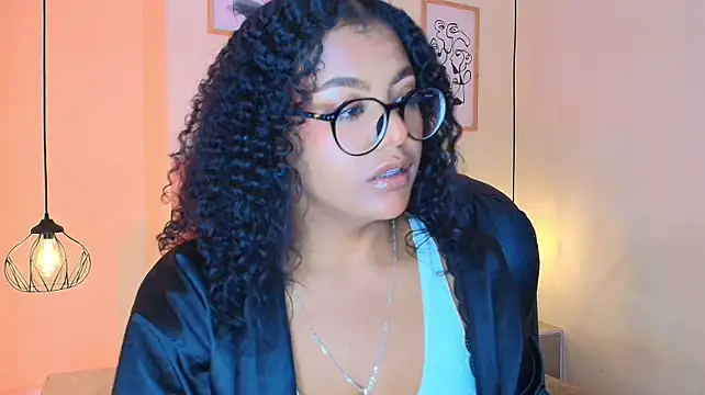 Afroditaa_19 live cam on StripChat