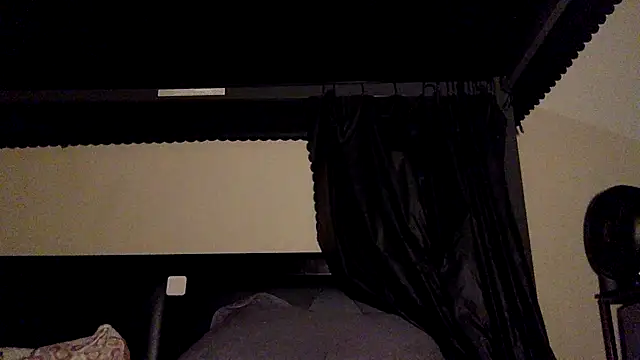 PoppingPussyPop live cam on StripChat
