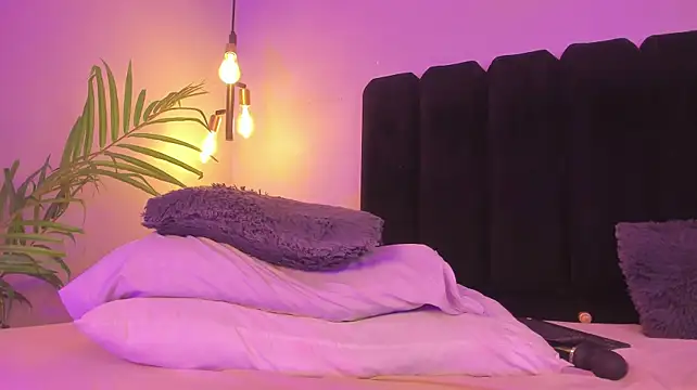 PeytonRouse1 live cam on StripChat