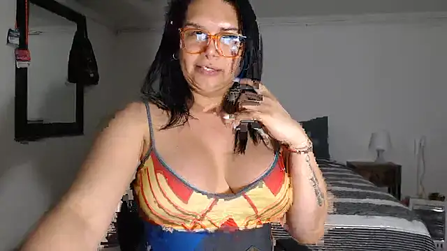 flowerdirtty live cam on StripChat
