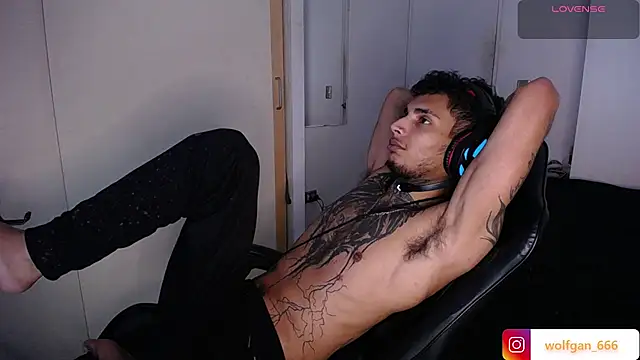 nathan_aress6666 live cam on StripChat
