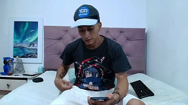 Zayn_Moretti live cam on StripChat