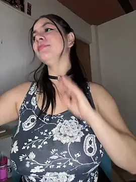 roldanmary live cam on StripChat