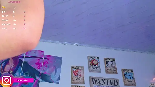Zaradavis live cam on StripChat
