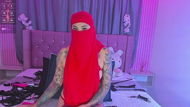 nayla-mouna (F young) - Doggy style+ slap ass X5 😍😋