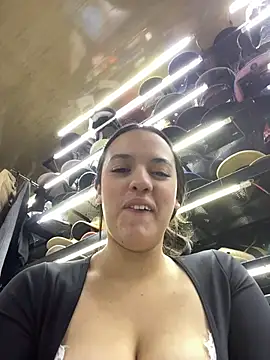 celestejones1 (F teen) - Two fingers in my pussy in public