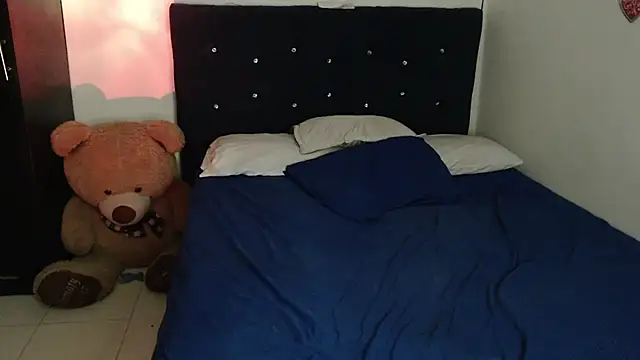 ANGELIQUE_KLANE