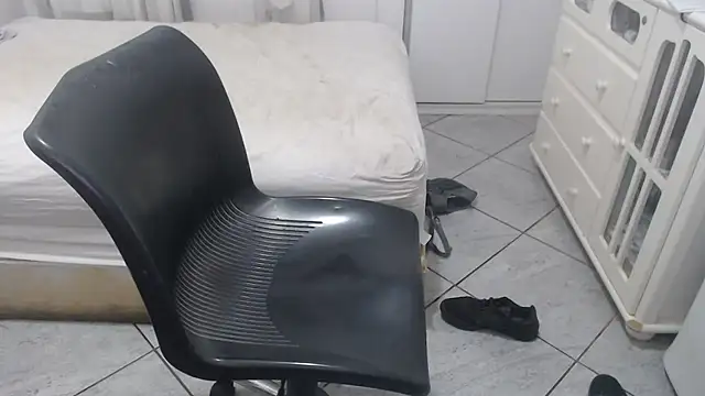 mysterbearmg (Ask my age) - #beardy #brazilian #cam2cam #daddies #ejaculation #flashing #gays #handjob #hd #masturbation #medium #middle-priced-privates #portuguese-speaking #recordable-privates #recordable-publics #small-audience #striptease #white