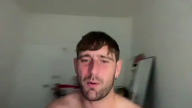lukegunn (M young) - CUMSHOW @ GOALLL!!!