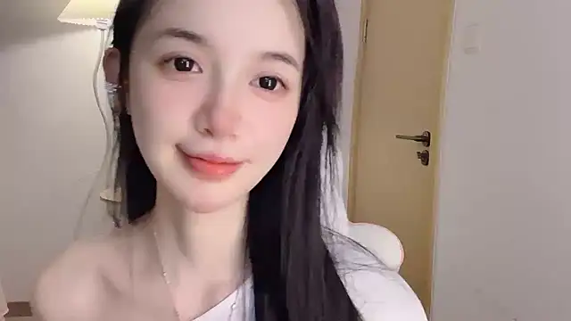 Annie-3 live sex cam