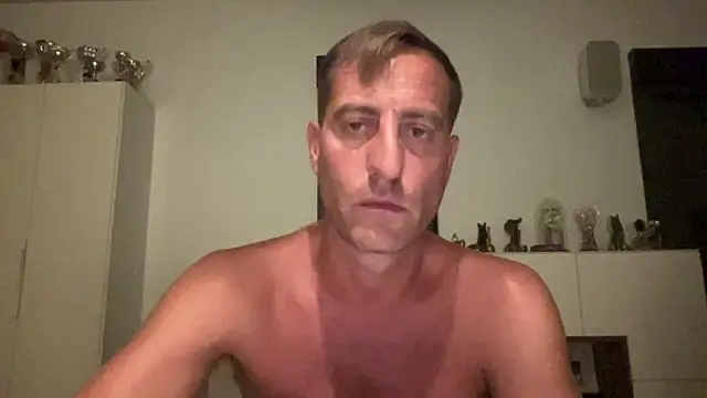 Juanxxuu live cam on StripChat