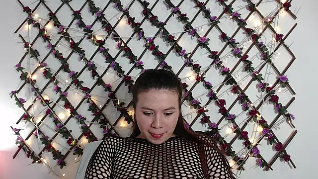 Samantha_Wallker live cam on StripChat