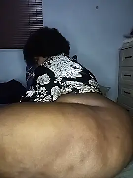 sotho_ssbbw live cam on StripChat