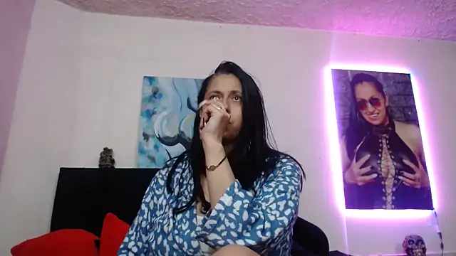 holydeath_1 live cam on StripChat