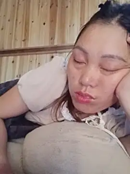 Tina-i live cam on StripChat