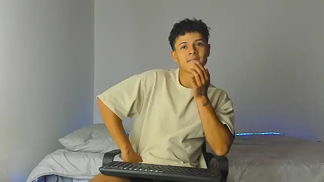_alex_colton (M young) - turn arround and show your ass 👀😍