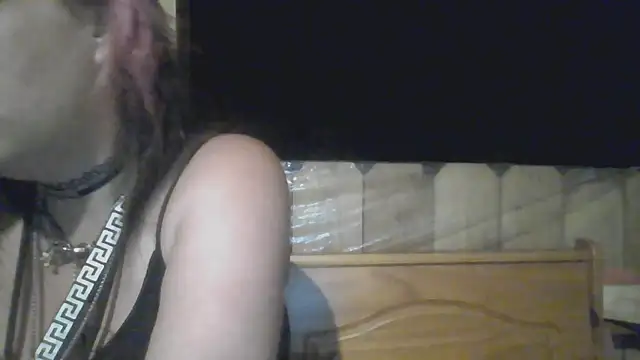 TWiSTYTheTwizted live cam on StripChat
