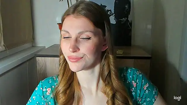 JuliaMuuun live cam on StripChat