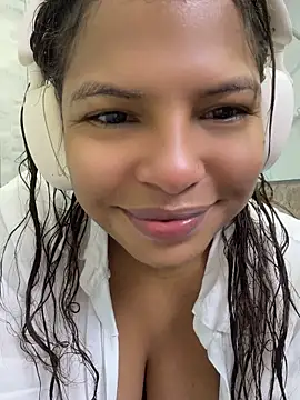 Anabel693 live cam on StripChat