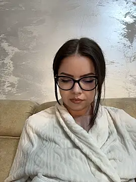 KaylaLewyss live sex cam