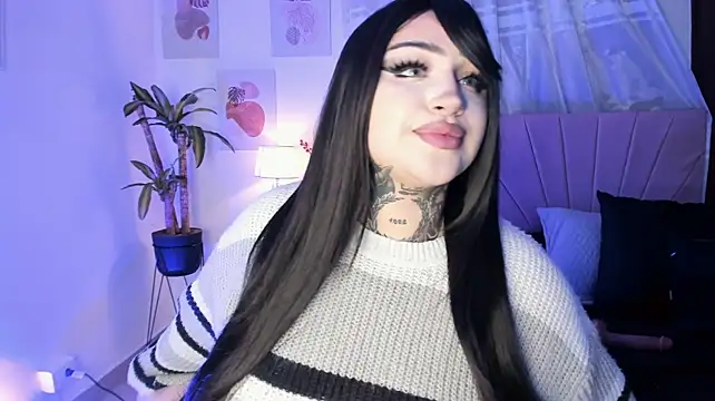 Bella--green live cam on StripChat