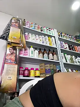 fox_latina (F milf) - Naked