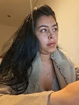 Luianna live cam