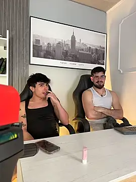 DomBoy_ live sex cam