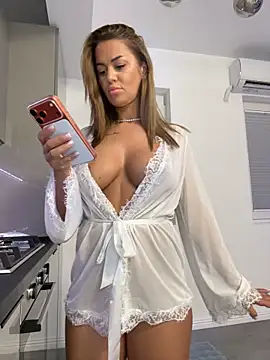 KirstieVegas