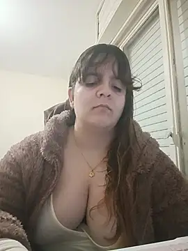 Bombon_ok live cam on StripChat